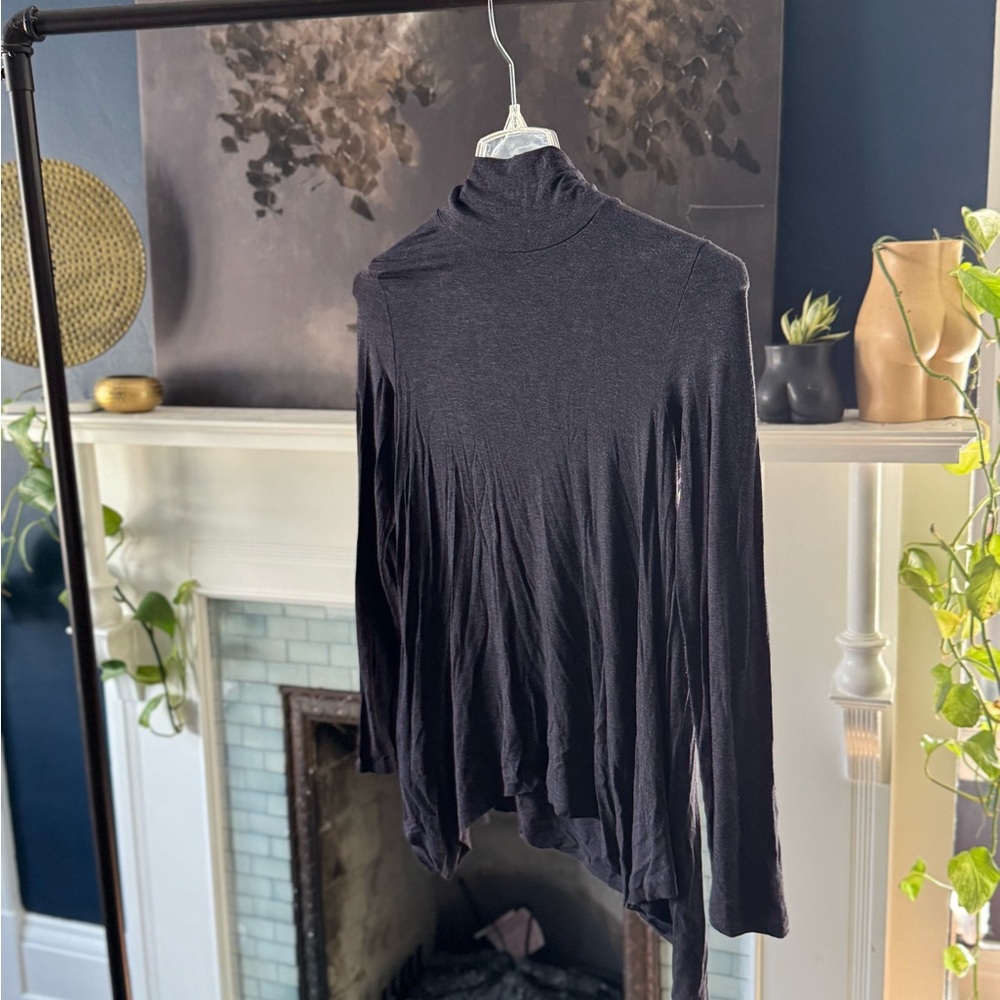 AE SOFT Turtleneck Long Sleeve Top